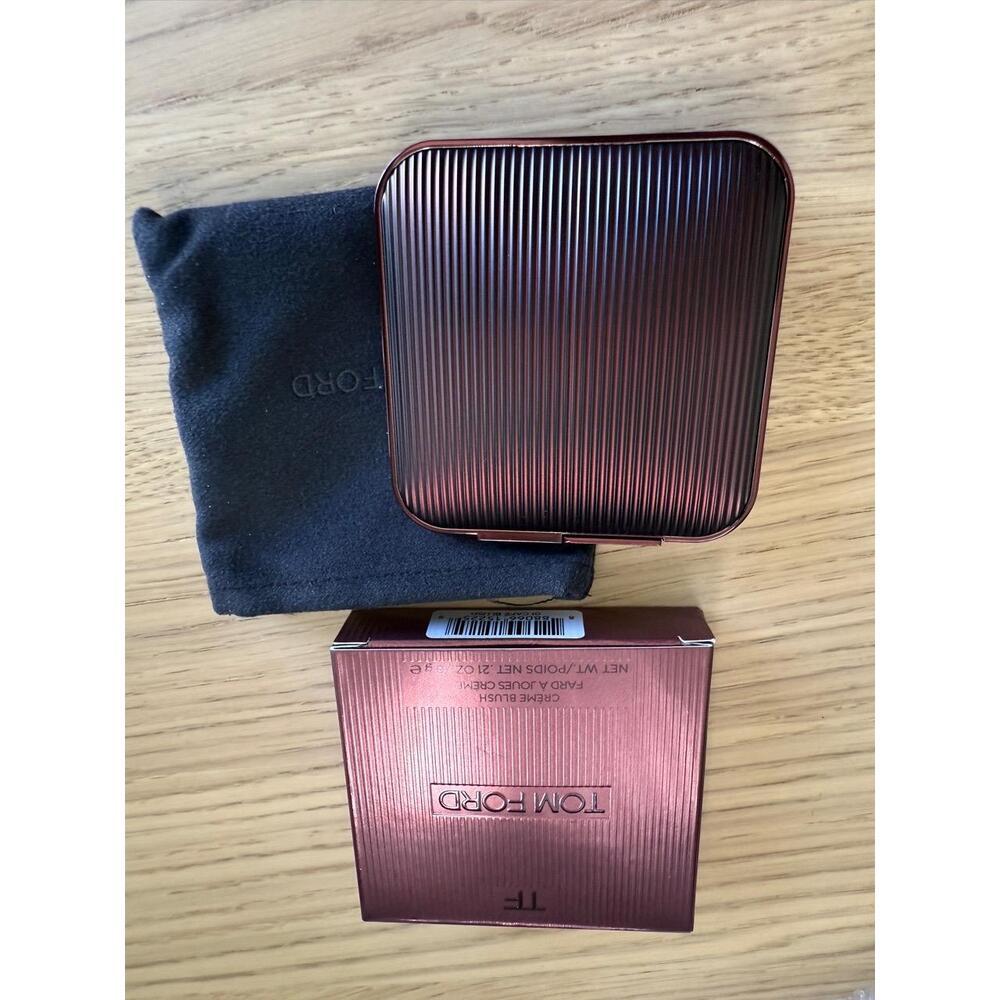 NIB Tom Ford Creme Blush - 01 Cafe (Rosy Nude) - Picture 5 of 7